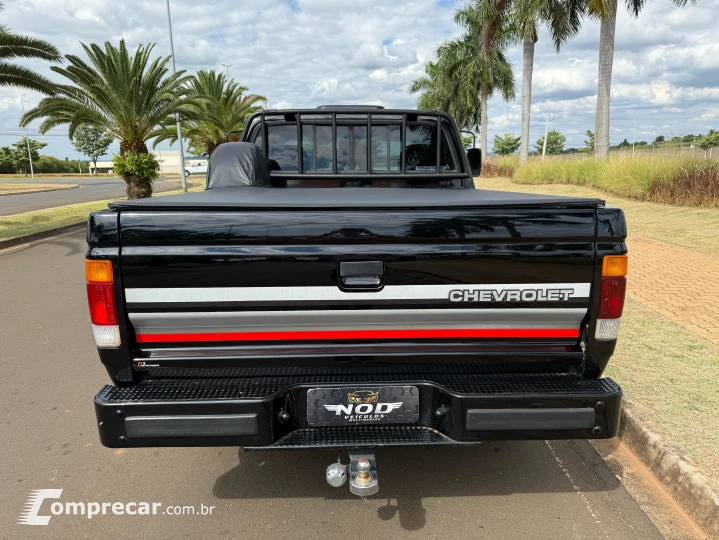 D20 4.0 Custom DE Luxe CS 8V