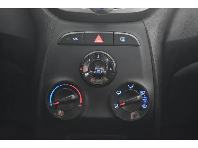 HB20 - 1.6 COMFORT PLUS 16V 4P AUTOMÁTICO