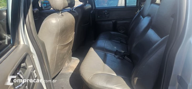 S10 2.4 Advantage 4X2 CD 8V