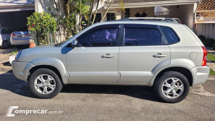 TUCSON 2.0 MPFI GLS 4X2 16V 143cv 2WD