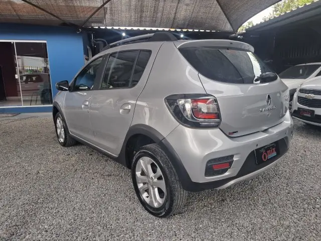 SANDERO - 1.6 STEPWAY 8V 4P MANUAL