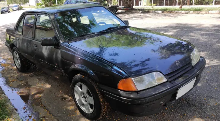 MONZA 2.0 EFI GLS 8V