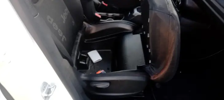 RENEGADE 1.8 16V Longitude