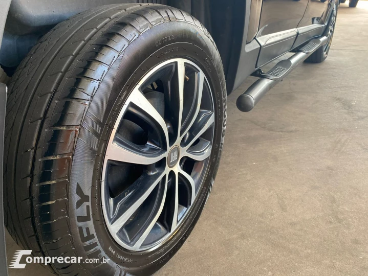 TORO 2.0 16V Turbo Ultra 4WD