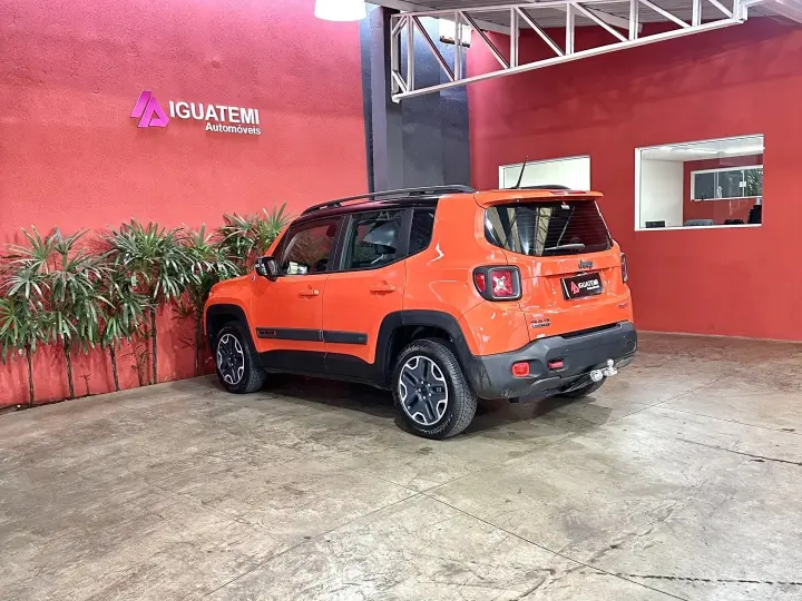 RENEGADE 2.0 16V TURBO DIESEL TRAILHAWK 4P 4X4 AUTOMÁTICO