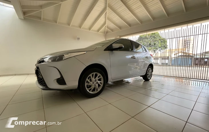 YARIS 1.5 16V Sedan XL