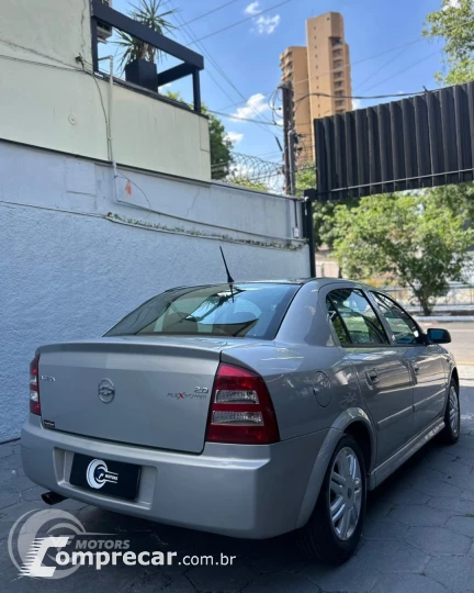 ASTRA 2.0 MPFI Elegance 8V