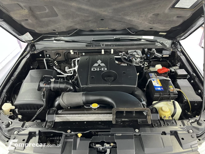 PAJERO 3.2 Full GLS 4X4 16V Turbo Intercooler