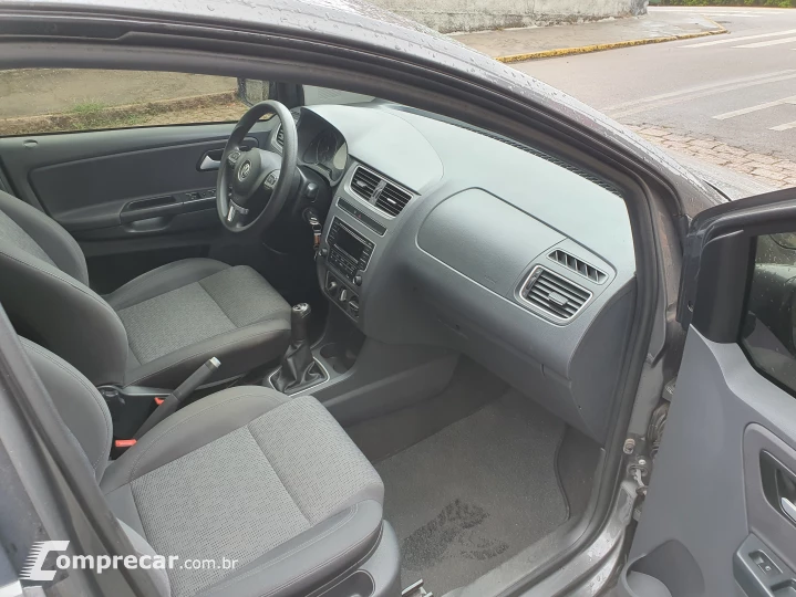 FOX 1.6 MI Trendline 8V