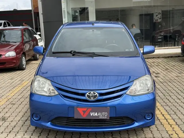ETIOS HATCH - 1.3 XS 16V 4P MANUAL