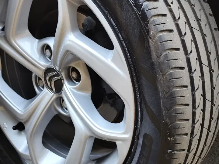 C3 1.6 EXCLUSIVE 16V FLEX 4P AUTOMÁTICO