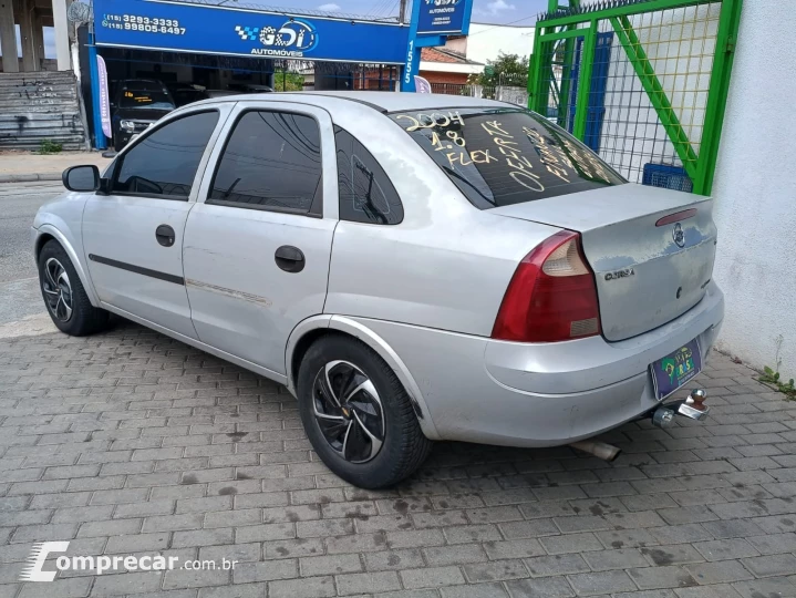 Corsa Sedan 1.8