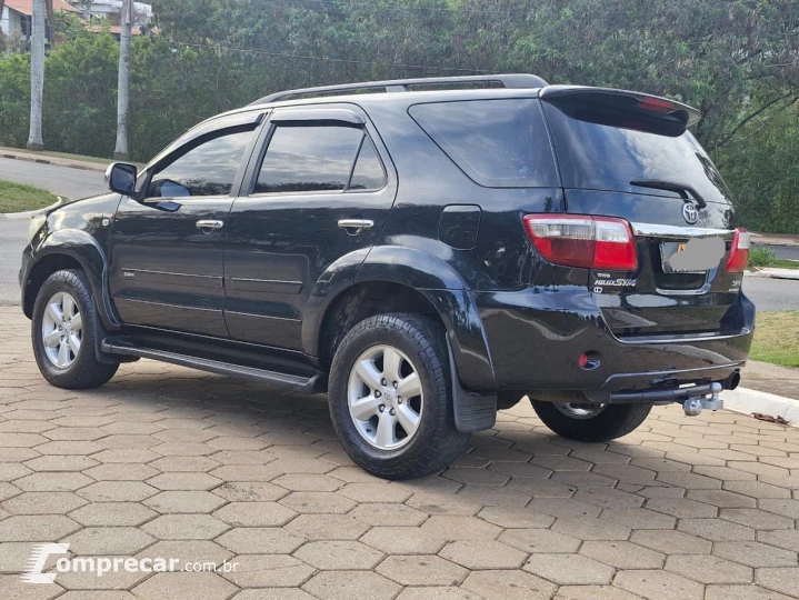 HILUX SW4 3.0 SRV 4X4 7 Lugares 16V Turbo Intercooler