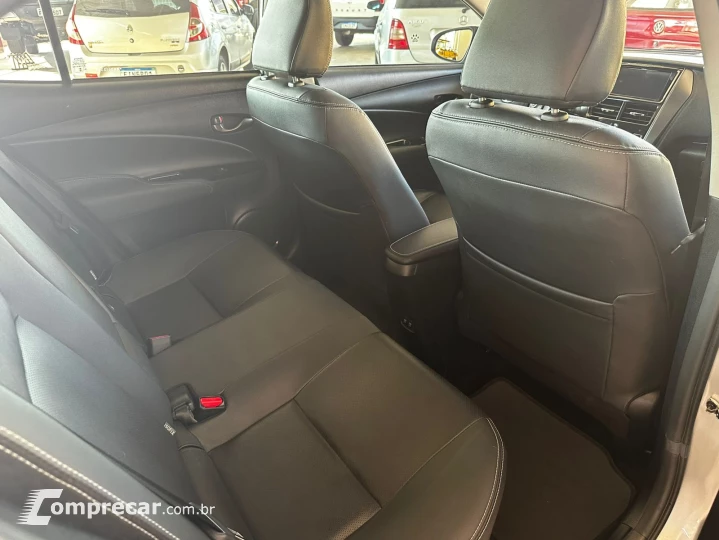 YARIS 1.5 16V Sedan XLS