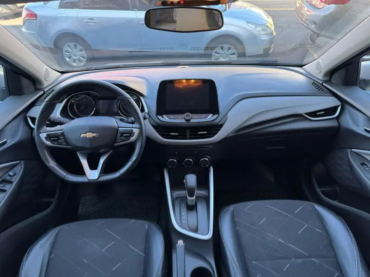 ONIX HATCH PREM. 1.0 12V TB Flex 5p Aut.