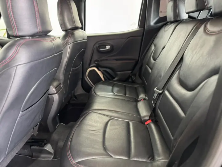 RENEGADE 1.8 16V Longitude