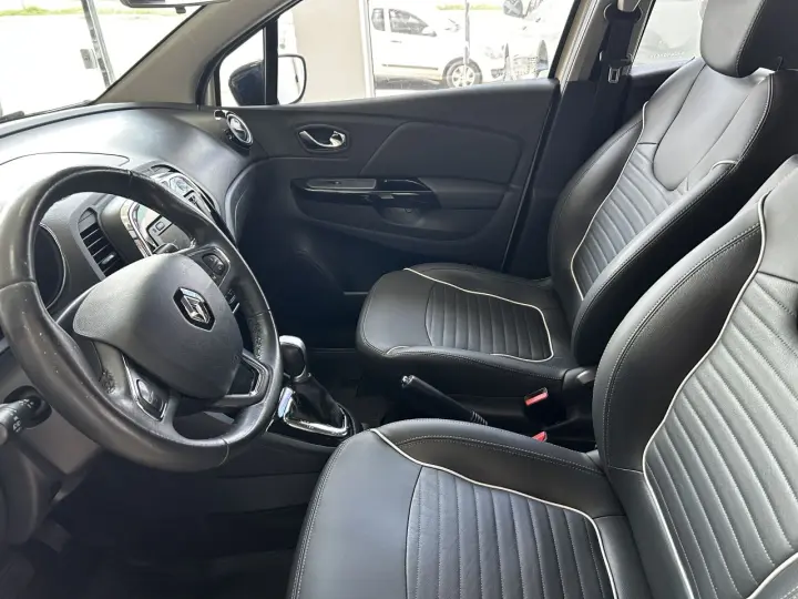 CAPTUR Intense 2.0 16V Flex 5p Aut.