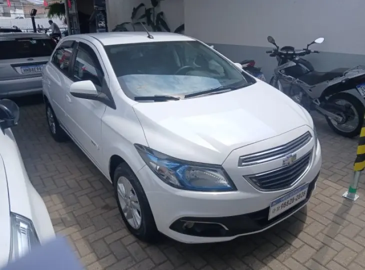 ONIX - 1.4 MPFI LT 8V 4P MANUAL