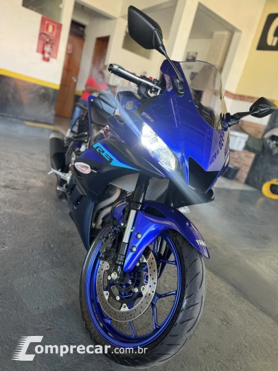 YZF R-3