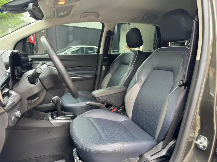 Spin 1.8 Premier 8V Flex 4P Automático