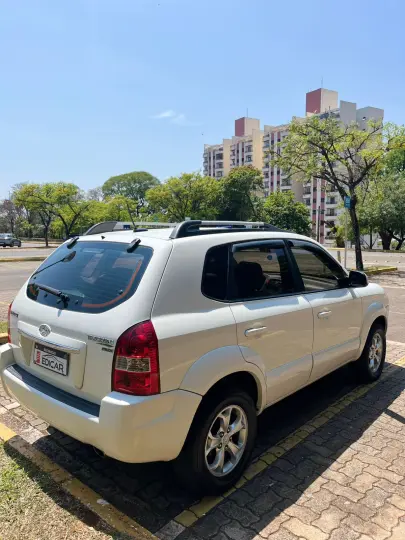 TUCSON 2.0 MPFI GLS 16V 143cv 2WD