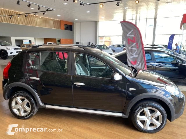 SANDERO - 1.6 STEPWAY 16V 4P MANUAL