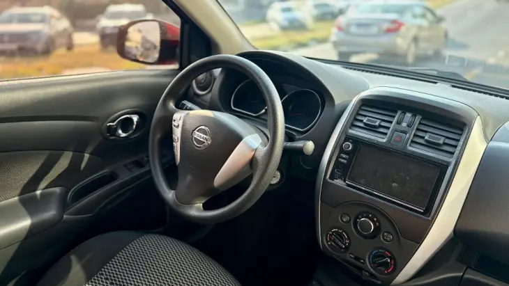 VERSA SV 1.6 16V FlexStart 4p Aut.