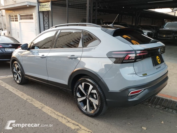 Nivus 1.0 4P FLEX 200 TSI HIGHLINE TURBO AUTOMÁTICO