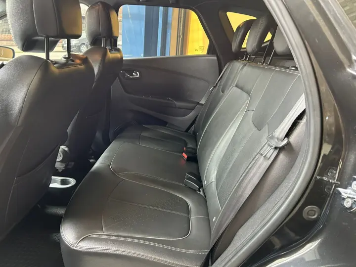 CAPTUR Intense Bose 1.6 16V Flex 5p Aut.