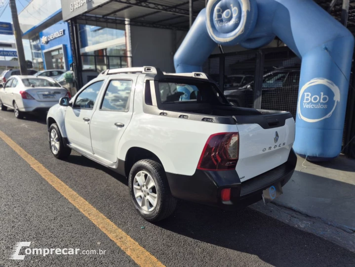 DUSTER OROCH Express 1.6 Flex 16V Mec.