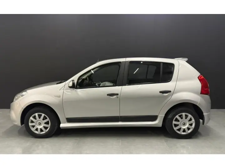 SANDERO 1.0 EXPRESSION 16V FLEX 4P MANUAL