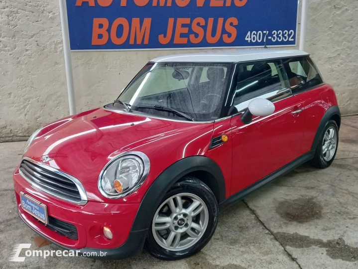 One 1.6 16V Gasolina 2P Automático