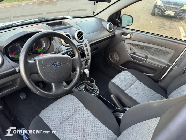 FIESTA 1.0 MPI Class Hatch 8V