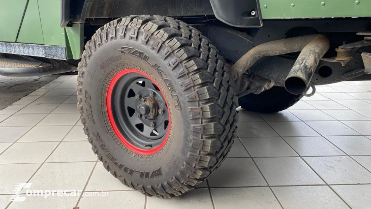 LAND ROVER DEFENDER 2.4 130 4X4 TURBO