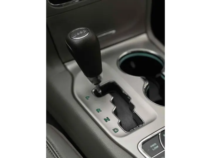 GRAND CHEROKEE 3.6 LAREDO 4X4 V6 24V GASOLINA 4P AUTOMÁTICO