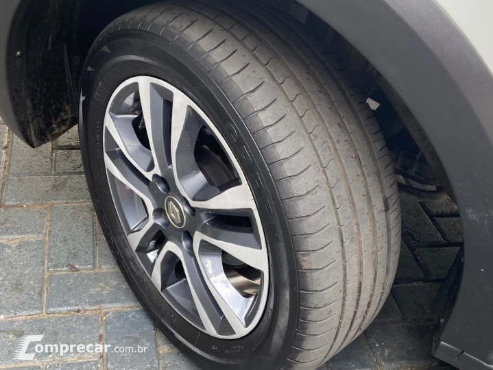 SANDERO 1.6 16V SCE Stepway Iconic