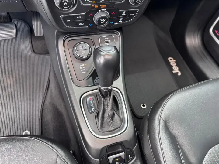 COMPASS 2.0 16V DIESEL S 4X4 AUTOMÁTICO