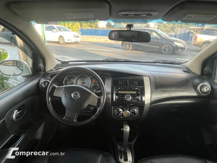 LIVINA 1.6 X-gear 16V