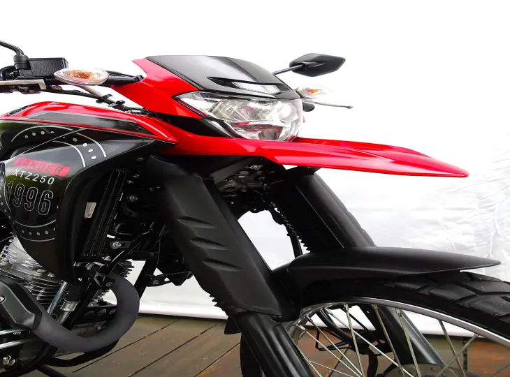 YAMAHA XTZ 250 LANDER