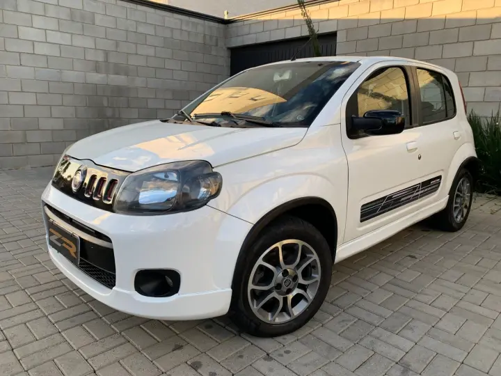 UNO 1.4 EVO SPORTING 8V FLEX 4P MANUAL