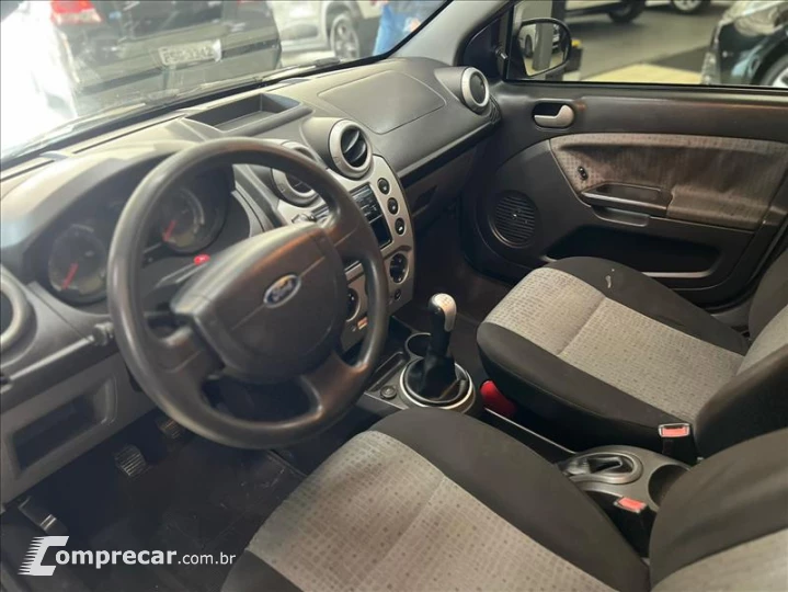 FIESTA 1.6 MPI Sedan 8V