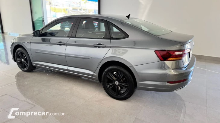 Jetta 1.4 4P 250 TSI R-LINE AUTOMÁTICO