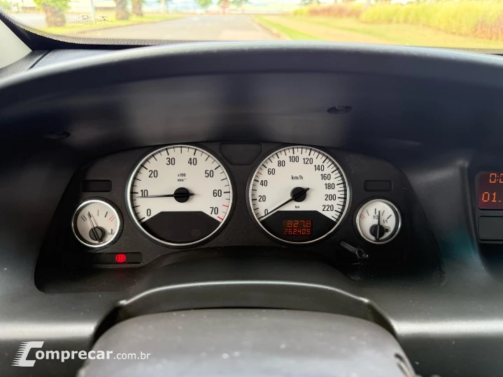 ZAFIRA 2.0 MPFI Expression 8V