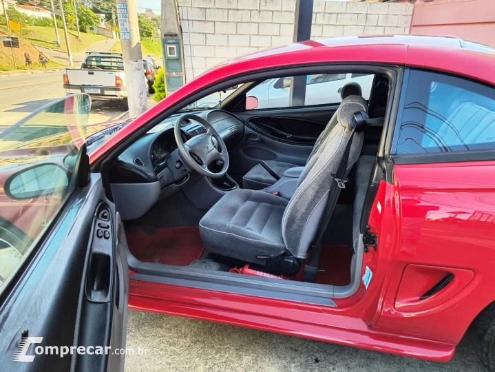 MUSTANG 3.8 V6