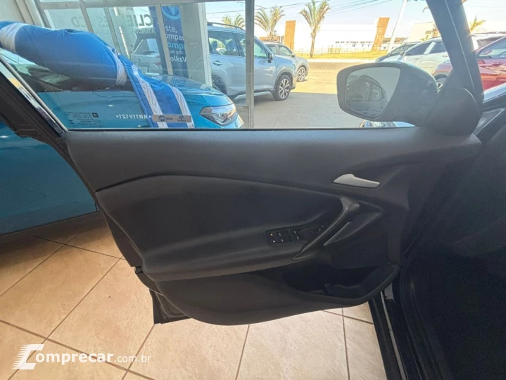 Tracker 1.0 4P FLEX TURBO LTZ AUTOMÁTICO