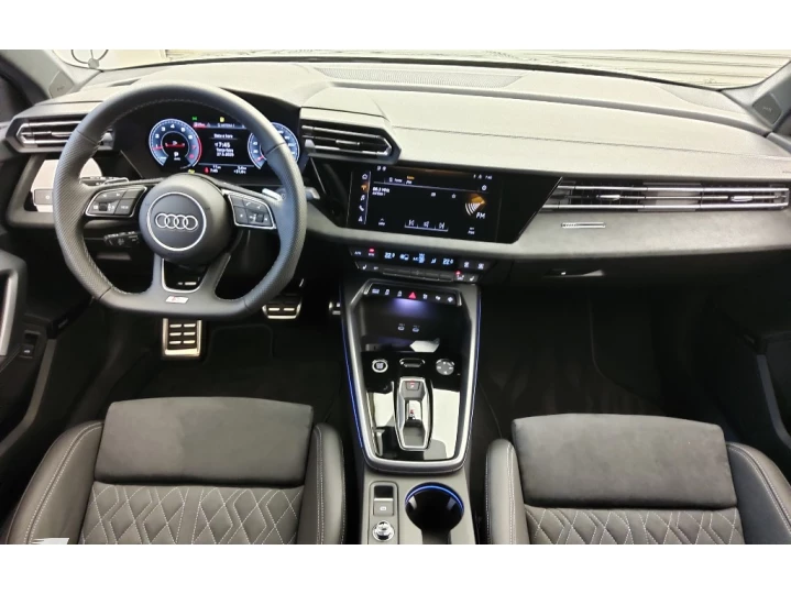 A3 2.0 40 TFSI GASOLINA SEDAN PERFORMANCE BLACK S-TRONIC