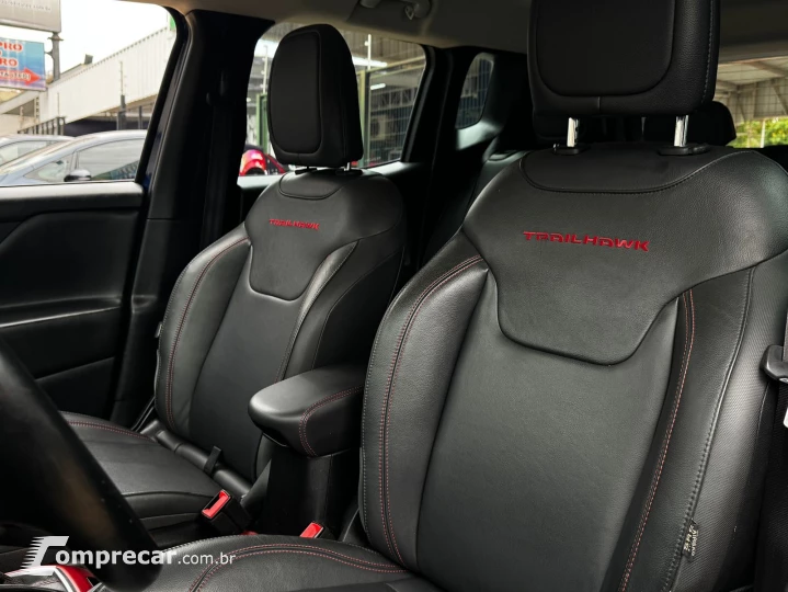 RENEGADE 2.0 16V Turbo Trailhawk 4X4