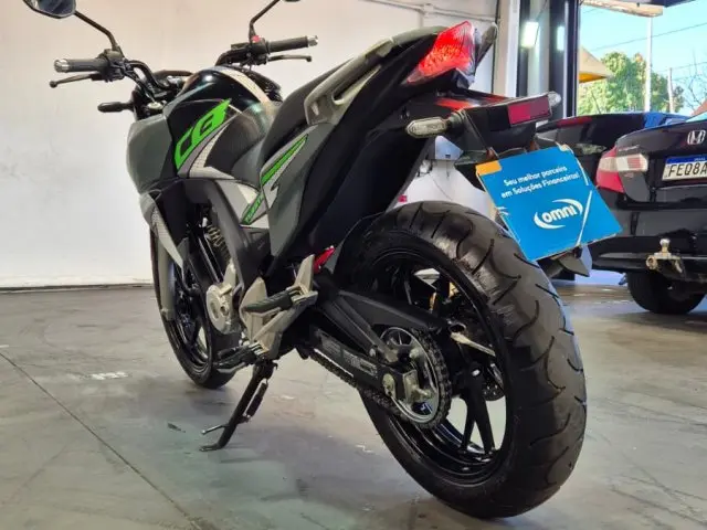 CB 250 F TWISTER - Street