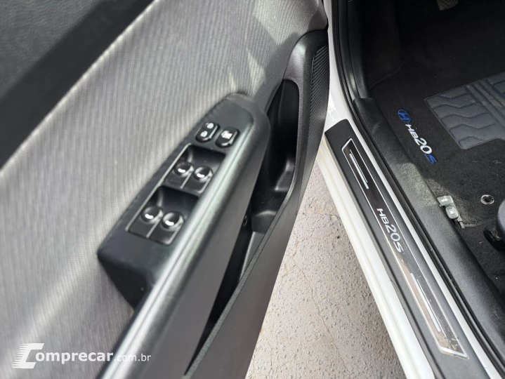 HB20 1.6 Comfort Plus 16V