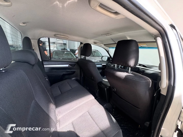 HILUX 2.8 D-4d Turbo CD SR 4X4